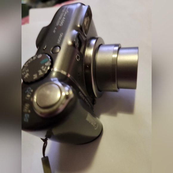 Vintage Canon Power Shot A590 Digital Camera - Picture 3 of 8